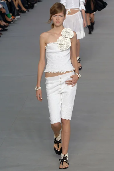 Look 39